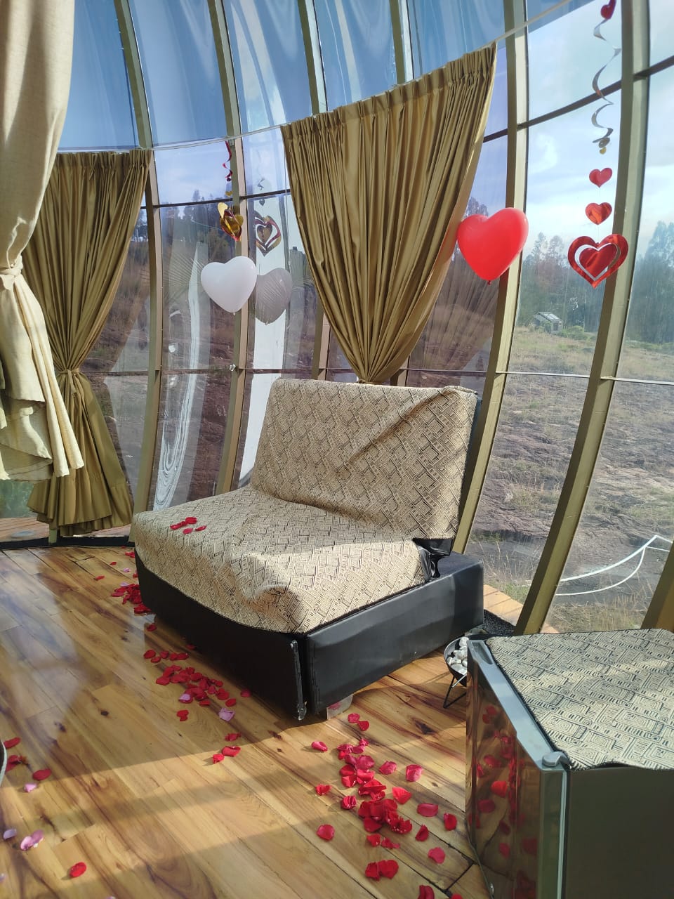 Luxury Tominé Suite Interior 3